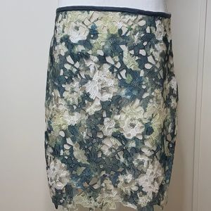 NWT MSSP Skirt S10 with flower lace detail